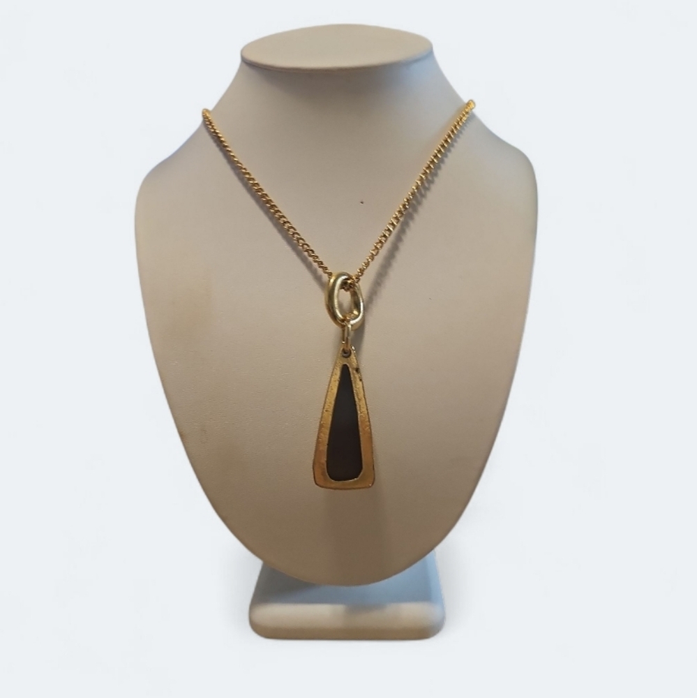 Elegant Signed Soho Gold and Black/Brown Pendant Necklace
